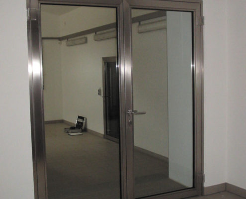 Edelstahltüre 2 flügelig