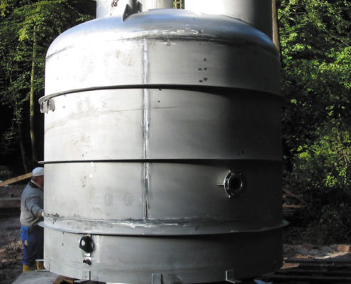 Fertigteilschacht aus Edelstahl