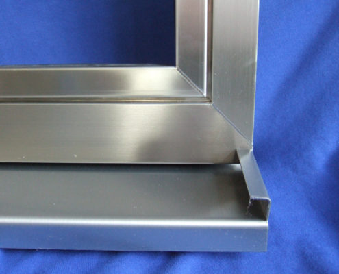 Gehrungsschweißnaht geschweißt,  nicht verschliffen Gehrungsschweißnaht geschweißt, nicht verschliffen