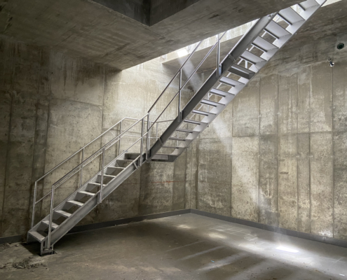 Treppe aus Edelstahl